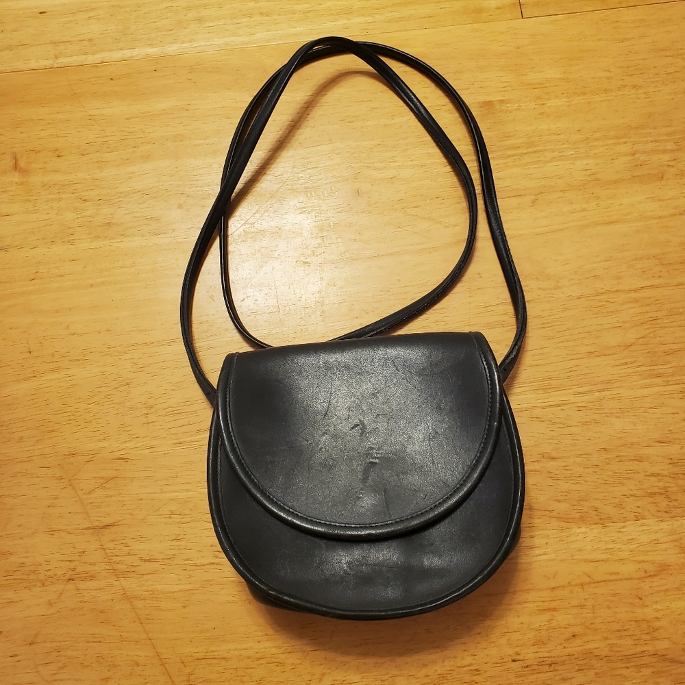 Vintage Coach Crossbody Casey Flap Snap Closure Made in USA Black Leather